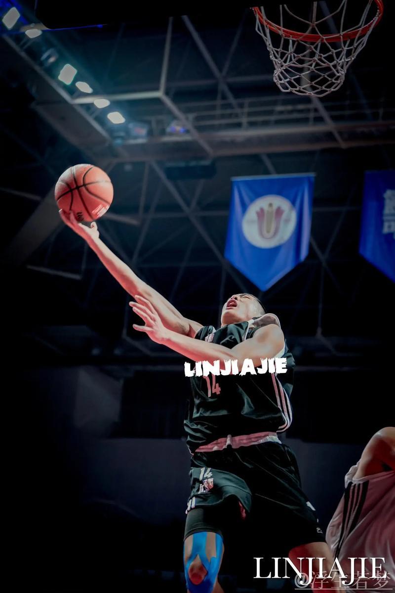 Jr.NBA《篮少可期》：聚焦仲元中学