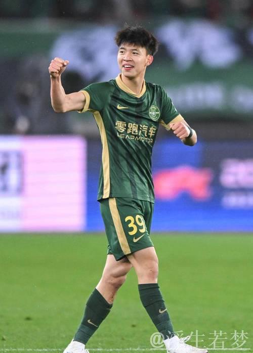 中超-王钰栋助攻乌龙+打入首球 布彭扎梅开二度 浙江4-0大胜三镇