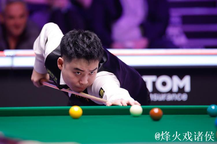 斯佳辉6-0零封瑞恩·戴 晋级斯诺克英锦赛16强 斯佳辉6-0零封瑞恩·戴 晋级斯诺克英锦赛16强